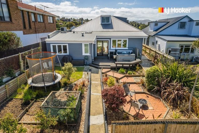 Photo of property in 5 Preston Crescent, Belleknowes, Dunedin, 9011