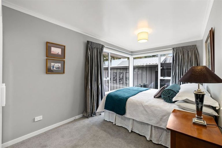 Photo of property in 60 Burnside Crescent, Burnside, Christchurch, 8053