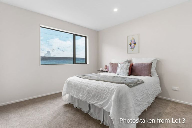 Photo of property in 1e Stottholm Road, Titirangi, Auckland, 0604