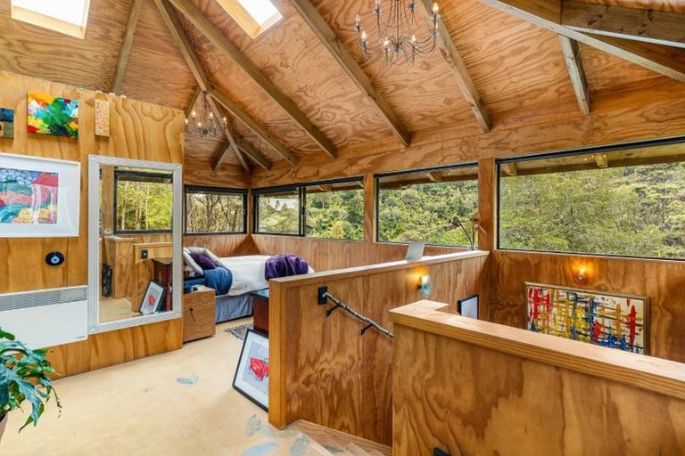 Photo of property in 77 Huia Road, Titirangi, Auckland, 0604