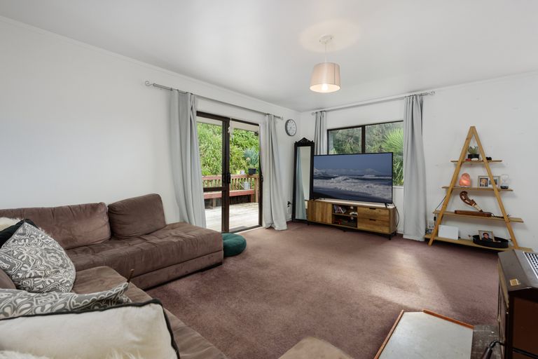 Photo of property in 35b Esmeralda Street, Welcome Bay, Tauranga, 3112