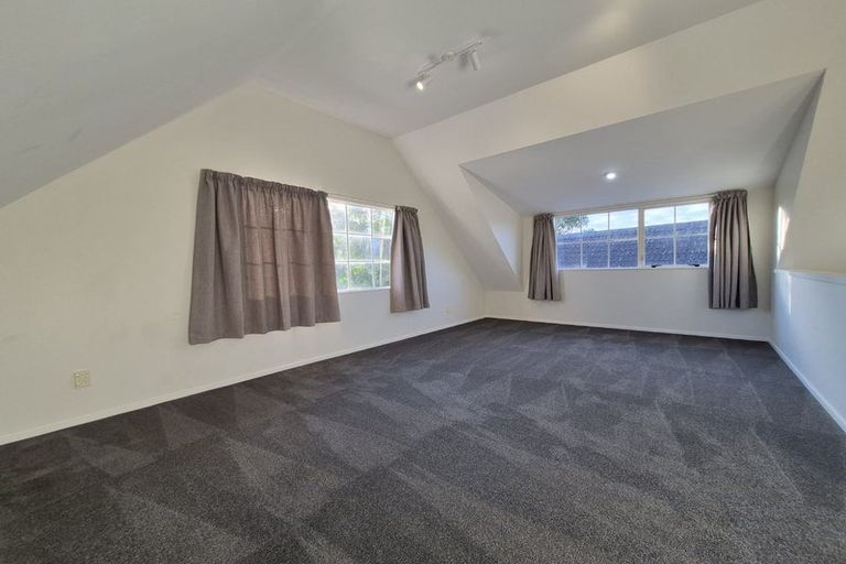 Photo of property in 14 Redfern Lane, Glenfield, Auckland, 0629