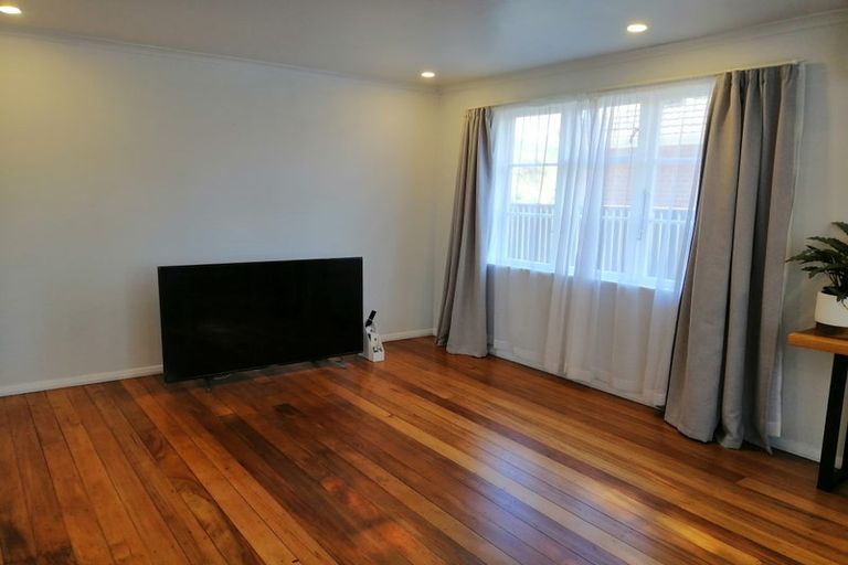 Photo of property in 36 Chapman Crescent, Naenae, Lower Hutt, 5011