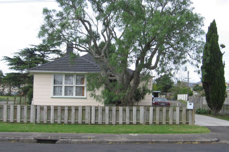 Photo of property in 56 Jolson Road, Mount Wellington, Auckland, 1062