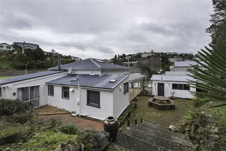 Photo of property in 10 Coote Road, Bluff Hill, Napier, 4110