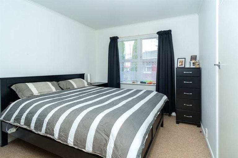 Photo of property in 6 English Street, St Andrews, Hamilton, 3200