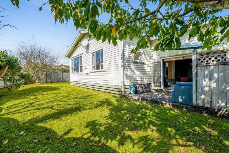 Photo of property in 239 Coronation Avenue, Welbourn, New Plymouth, 4310