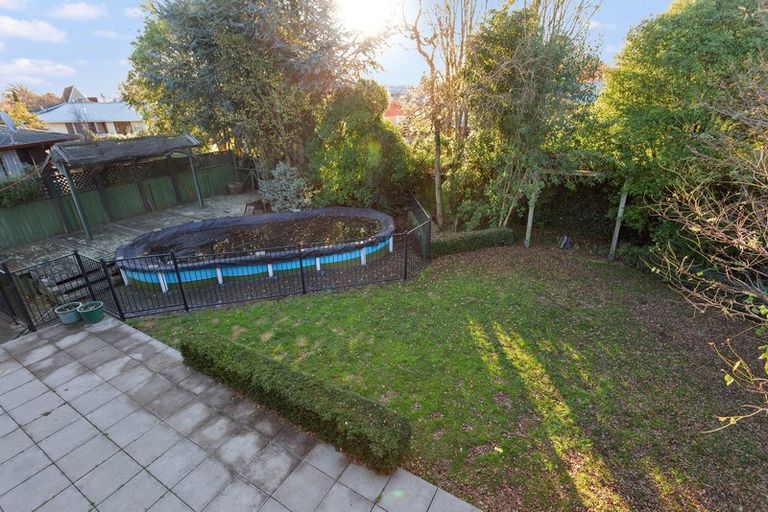 Photo of property in 9 Banks Place, Rangiora, 7400