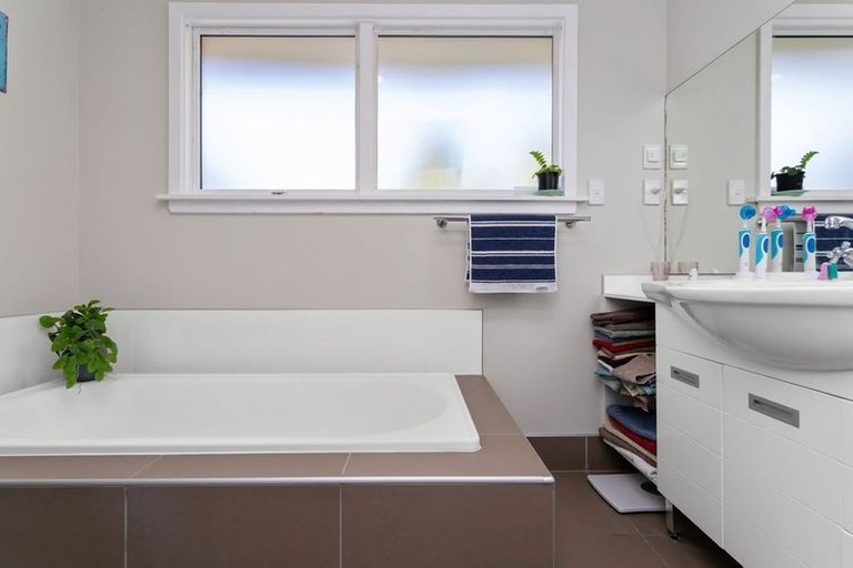 Photo of property in 1/280 Yaldhurst Road, Avonhead, Christchurch, 8042