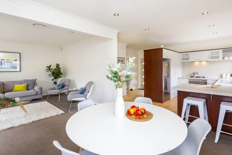 Photo of property in 8a Kiln Street, Silverstream, Upper Hutt, 5019