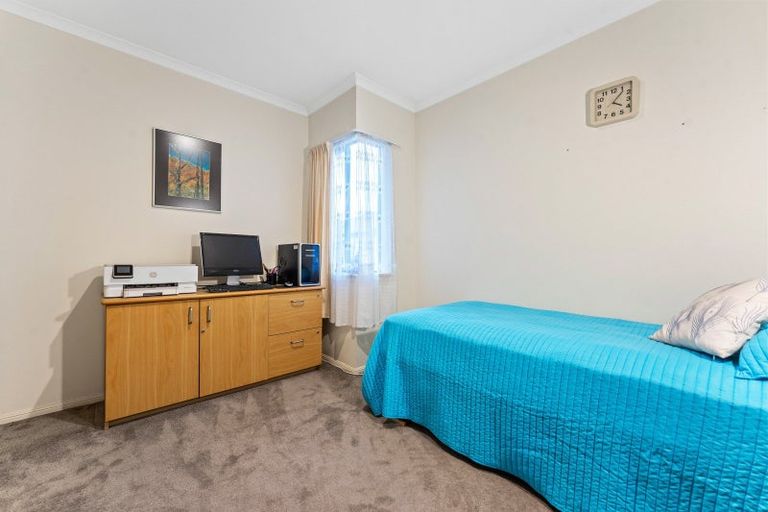 Photo of property in 14 Francis Skinner Place, Orewa, 0931