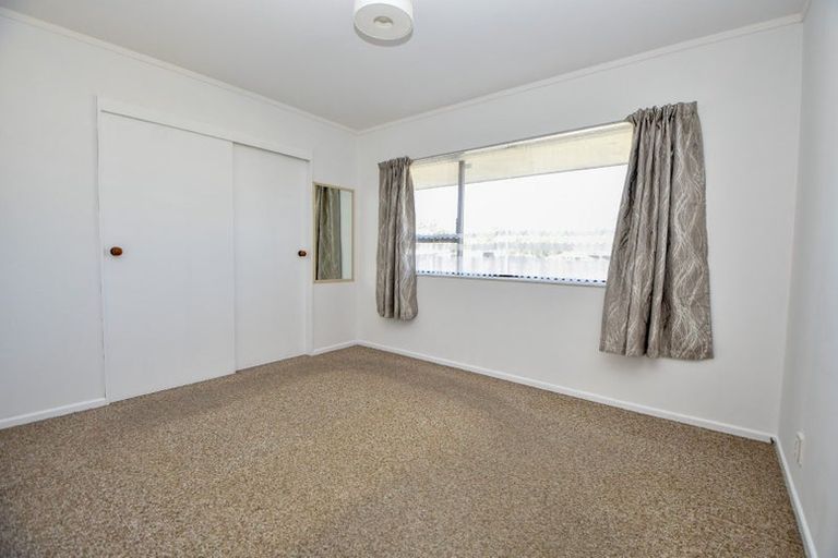 Photo of property in 2a Costley Street, Carterton, 5713