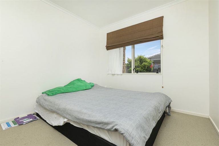 Photo of property in 79a Sturges Road, Henderson, Auckland, 0612