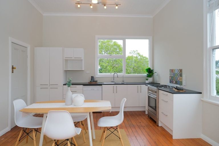 Photo of property in 1 Wickliffe Terrace, Port Chalmers, 9023