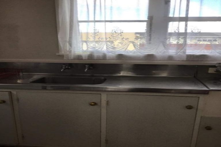 Photo of property in 8 Lincoln Place, Levin, 5510