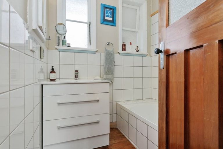 Photo of property in 23 Grosvenor Street, Cambridge, 3434