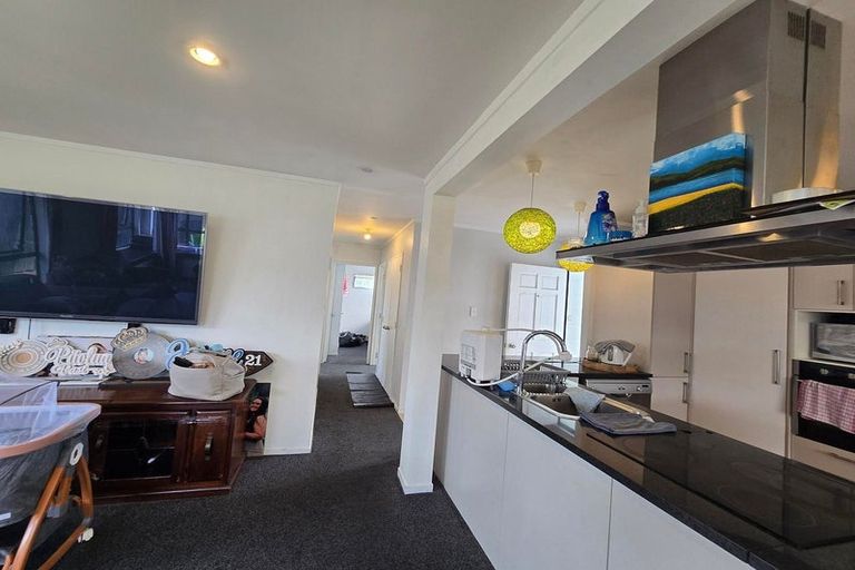 Photo of property in 4 Oratu Place, Manurewa, Auckland, 2102