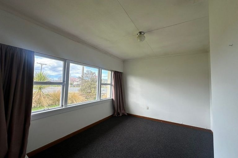 Photo of property in 114 Park Street, Winton, 9720