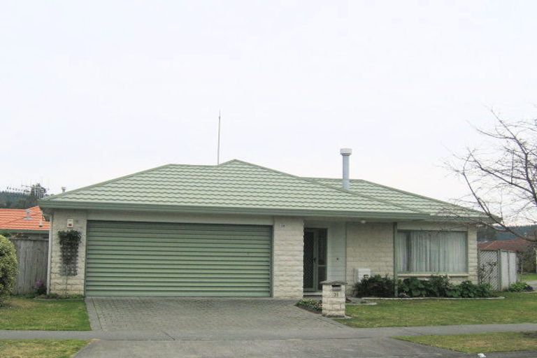 Photo of property in 38a Brompton Drive, Taradale, Napier, 4112