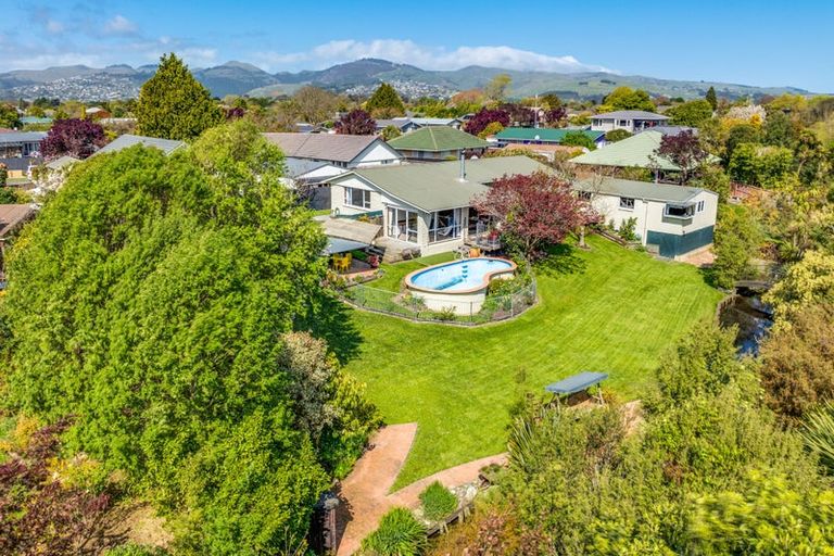 Photo of property in 94 Warren Crescent, Hillmorton, Christchurch, 8025