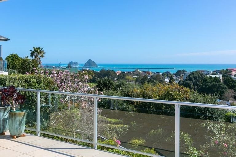 Photo of property in 374 Devon Street West, Lynmouth, New Plymouth, 4310