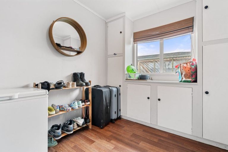 Photo of property in 270 High Street South, Carterton, 5713