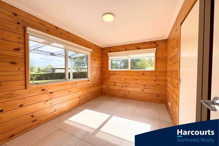 Photo of property in 26 Riverlea Road, Whenuapai, Auckland, 0618