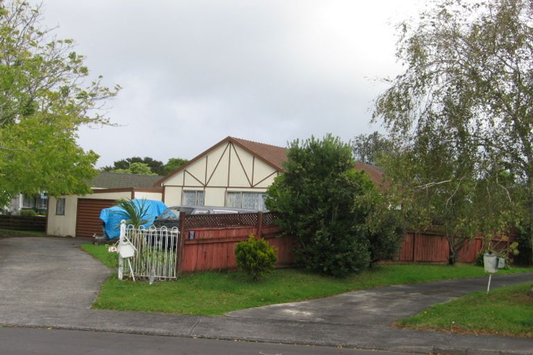 Photo of property in 24 Newland Grove, Henderson, Auckland, 0610