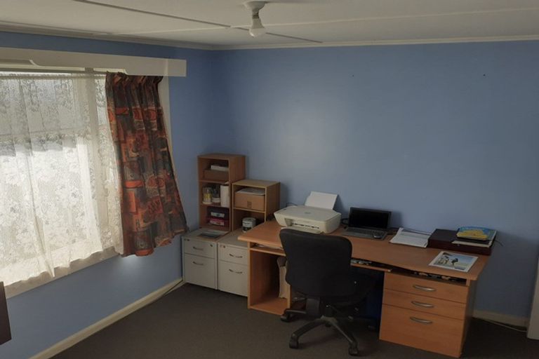 Photo of property in 26 Bentham Street, Westport, 7825