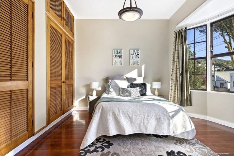 Photo of property in 10 Avon Street, Island Bay, Wellington, 6023