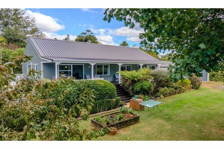 Photo of property in 71d Pa Road, Kerikeri, 0230