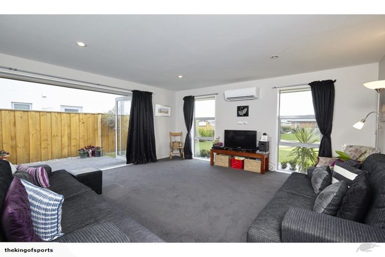 Photo of property in 7 Waimarie Street, Pegasus, 7612