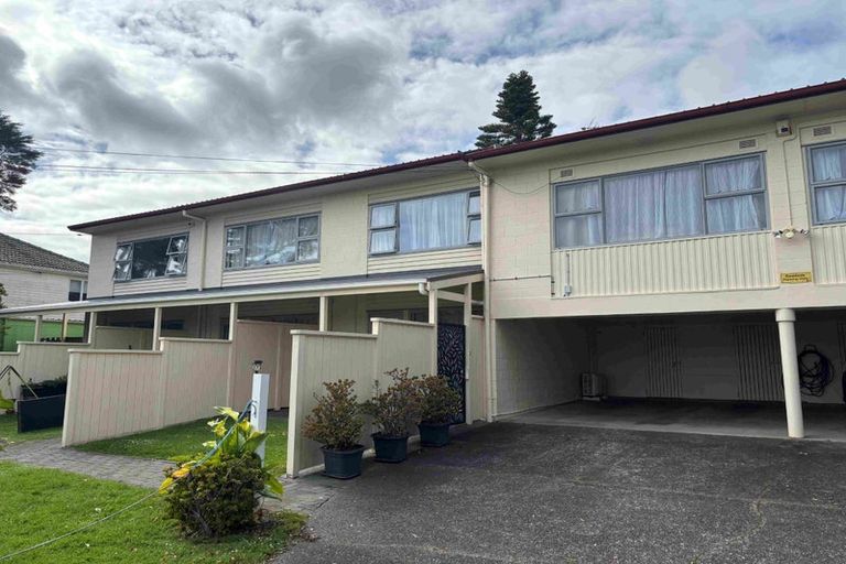 Photo of property in 4/41a Tramway Road, Beach Haven, Auckland, 0626