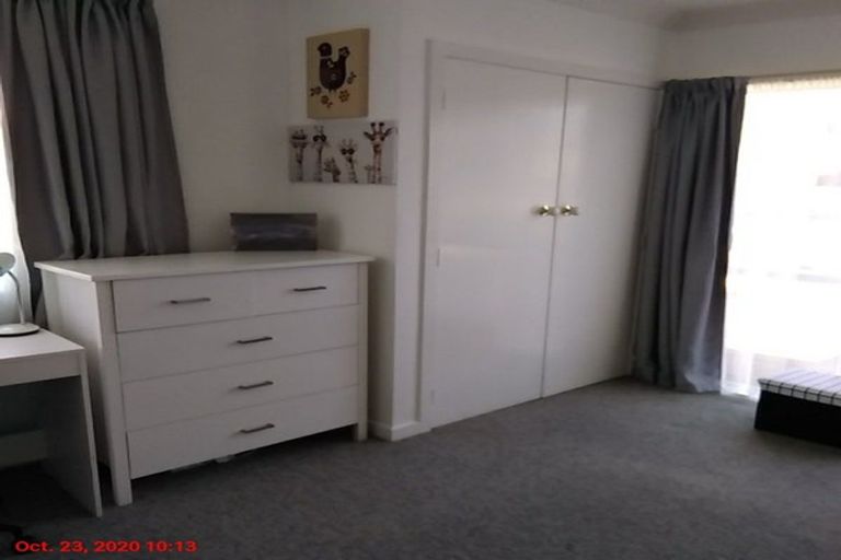 Photo of property in 19 Cologne Street, Martinborough, 5711