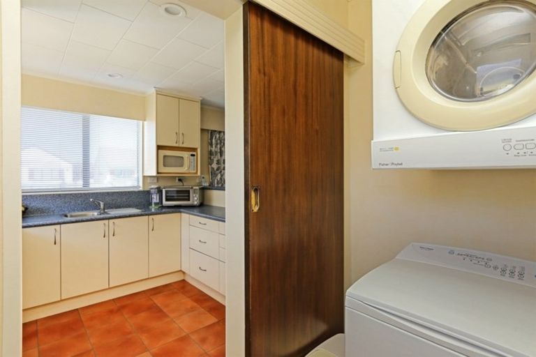 Photo of property in 1/403 Avenue Road West, Hastings, 4122