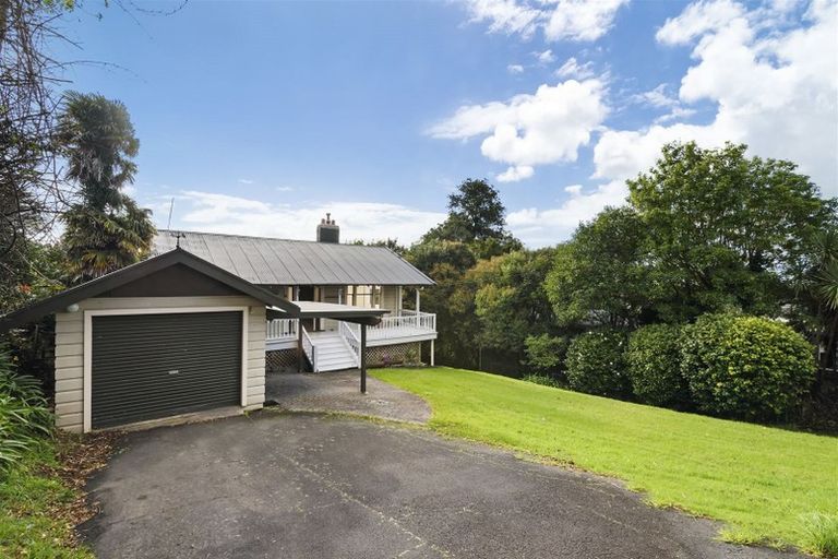 Photo of property in 145 Ocean View Road, Hillcrest, Auckland, 0627