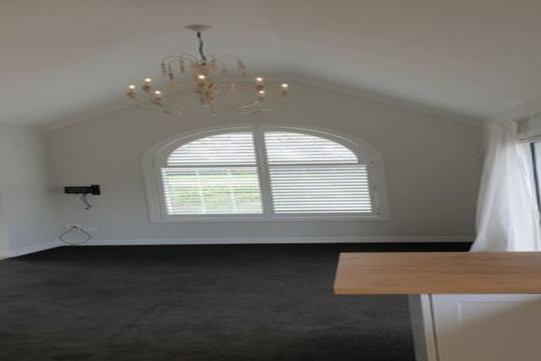 Photo of property in 53a Tauhinu Road, Miramar, Wellington, 6022