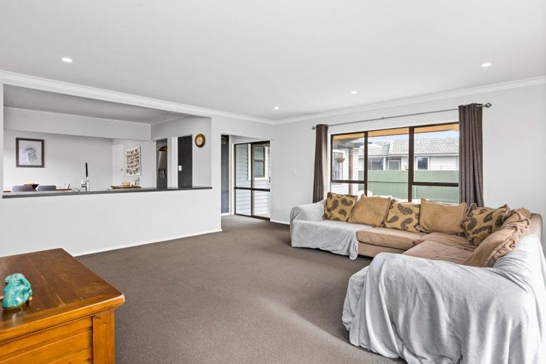 Photo of property in 135 Harold Holt Avenue, Pirimai, Napier, 4112