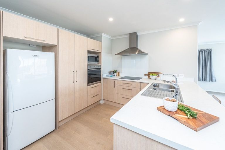 Photo of property in 51 Tirimoana Place, Otamatea, Whanganui, 4501