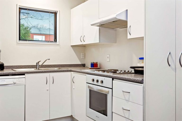 Photo of property in 3/25 Grove Road, Addington, Christchurch, 8024