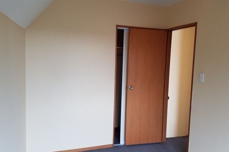Photo of property in 2/12 Elizabeth Street, Riccarton, Christchurch, 8011