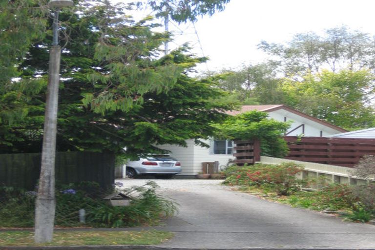 Photo of property in 1/22 Indiana Grove, Totara Park, Upper Hutt, 5018