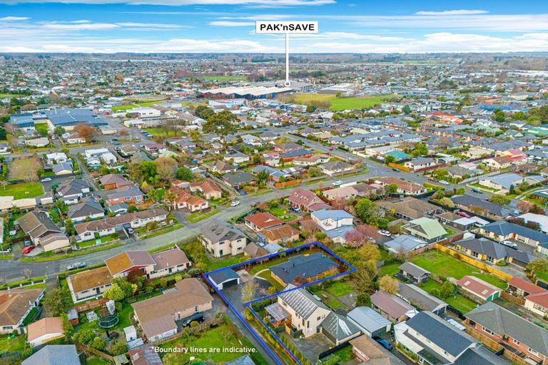 Photo of property in 80 Sawyers Arms Road, Northcote, Christchurch, 8052