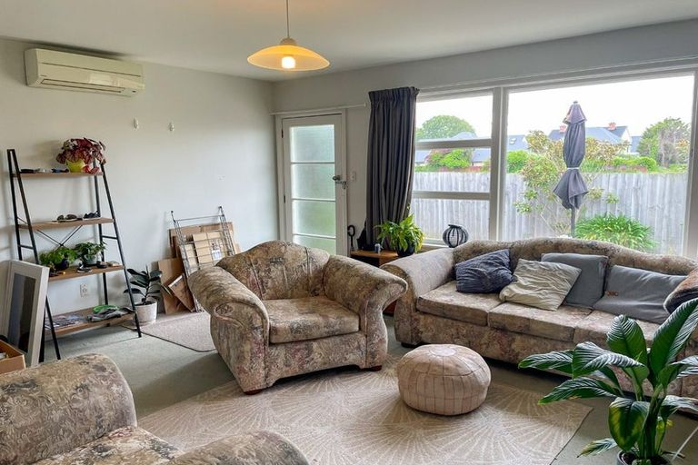 Photo of property in 1/43 Onslow Street, St Albans, Christchurch, 8014