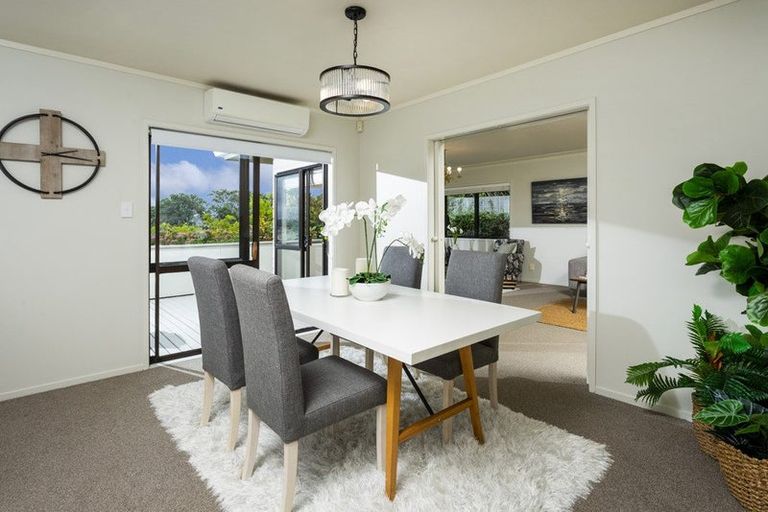 Photo of property in 2/125 Victoria Road, Devonport, Auckland, 0624