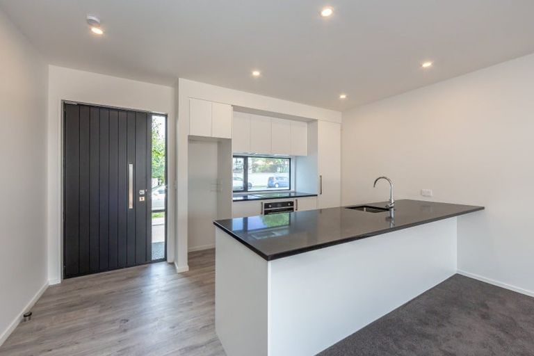Photo of property in 257a Edgeware Road, Edgeware, Christchurch, 8013