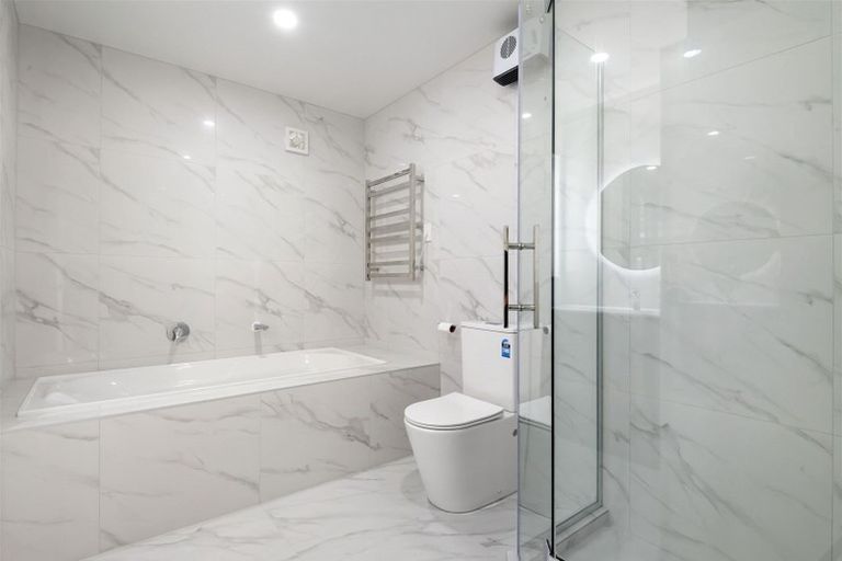 Photo of property in 7 Kea Road, Silverdale, 0932