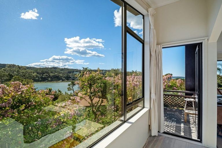 Photo of property in 2/31 Okura River Road, Okura, Albany, 0792