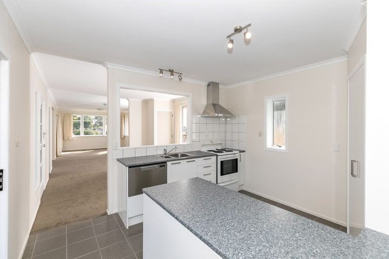 Photo of property in 21 Aberdeen Drive, Dinsdale, Hamilton, 3204