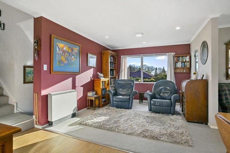 Photo of property in 63 Carlyle Street, Leamington, Cambridge, 3432